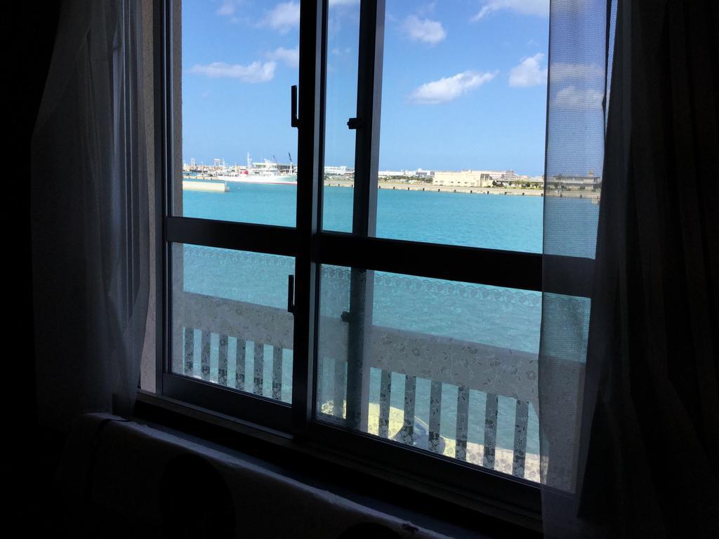Hostel Yado Ari Itoman Rum bild