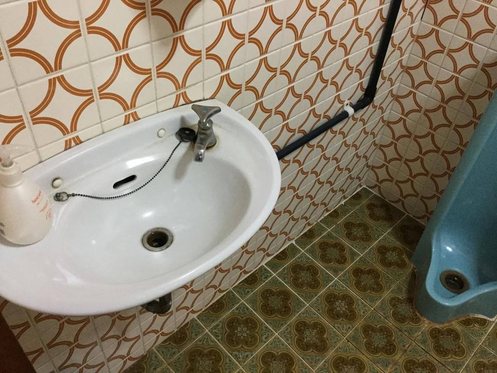 Hostel Yado Ari Itoman Exteriör bild