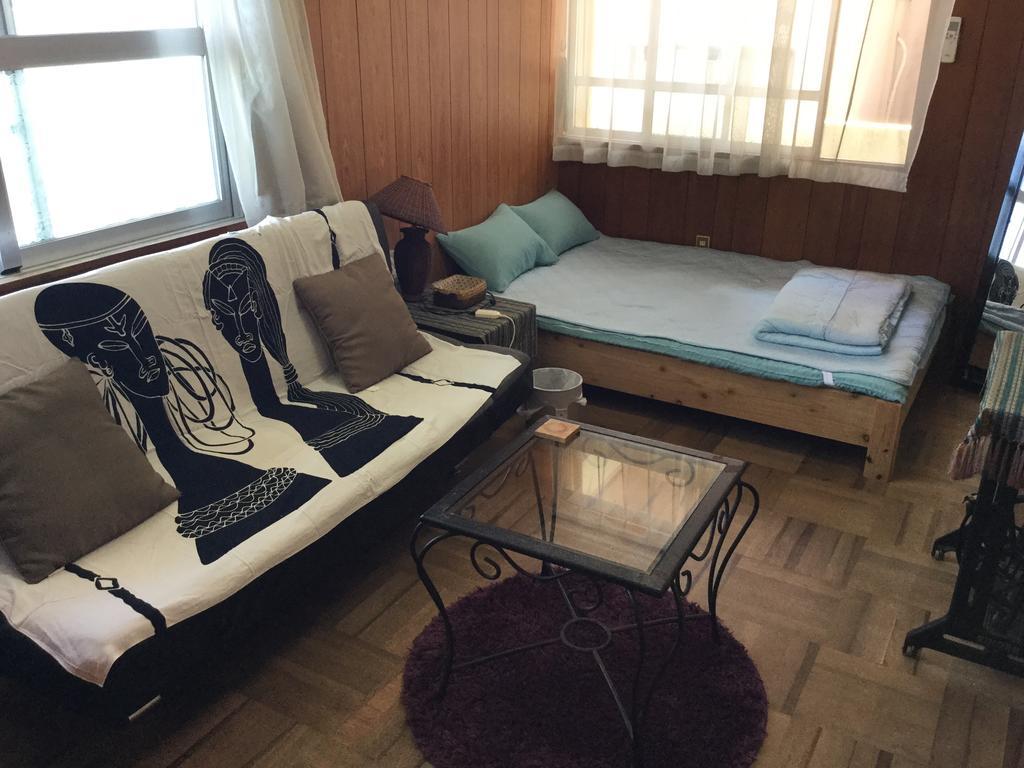 Hostel Yado Ari Itoman Rum bild